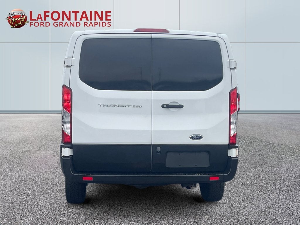 2019 Ford Transit-250 Base