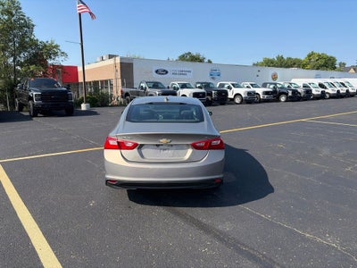 2017 Chevrolet Malibu LT 1LT
