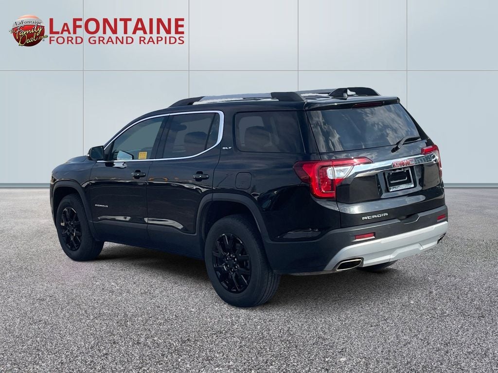 2023 GMC Acadia SLT