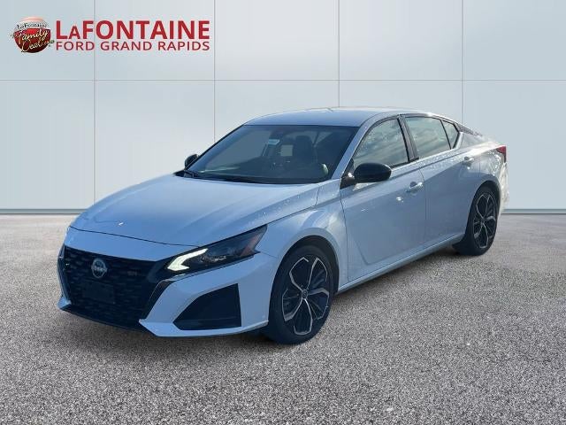 2025 Nissan Altima 2.5 SR