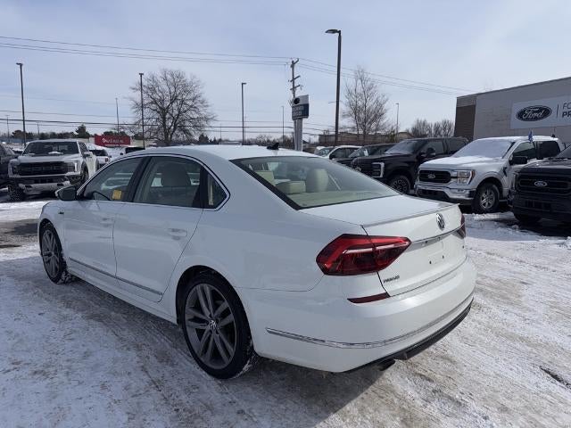 2017 Volkswagen Passat 1.8T R-Line