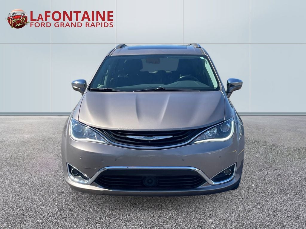 2017 Chrysler Pacifica Hybrid Platinum