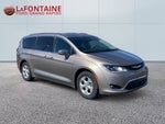 2017 Chrysler Pacifica Hybrid Platinum