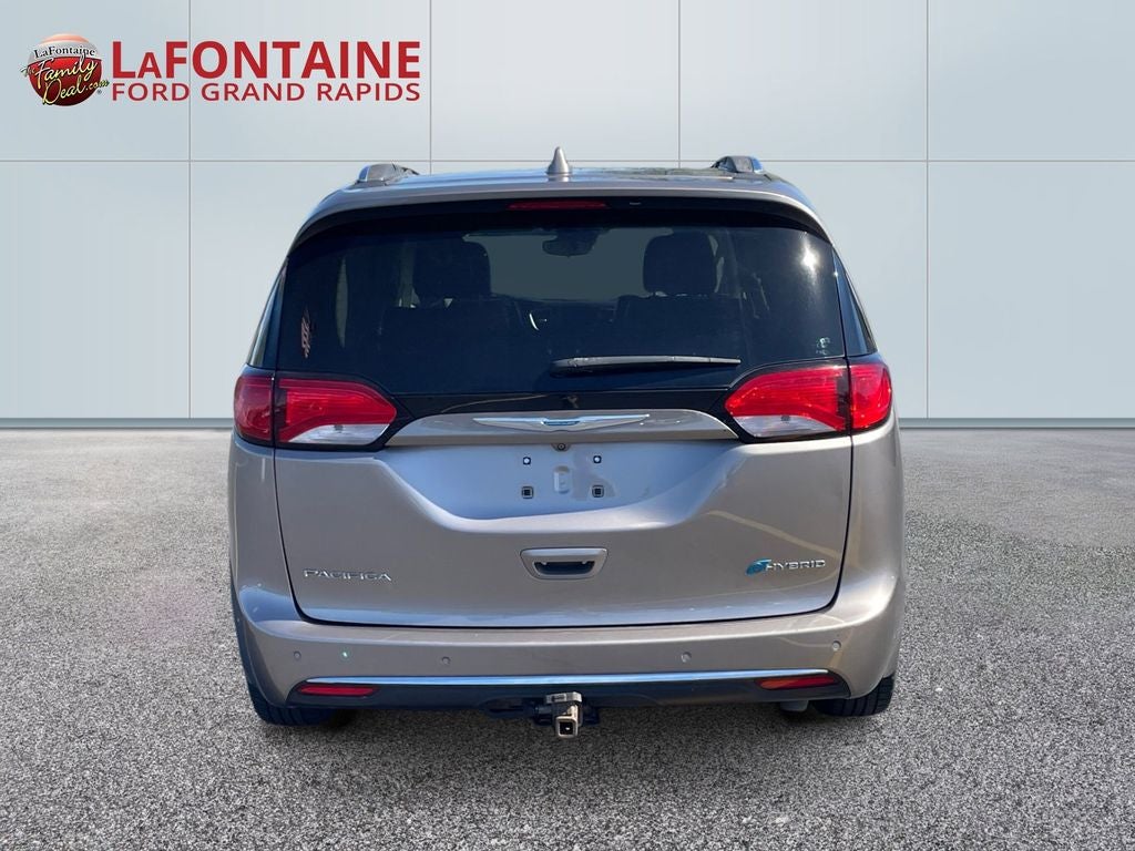 2017 Chrysler Pacifica Hybrid Platinum