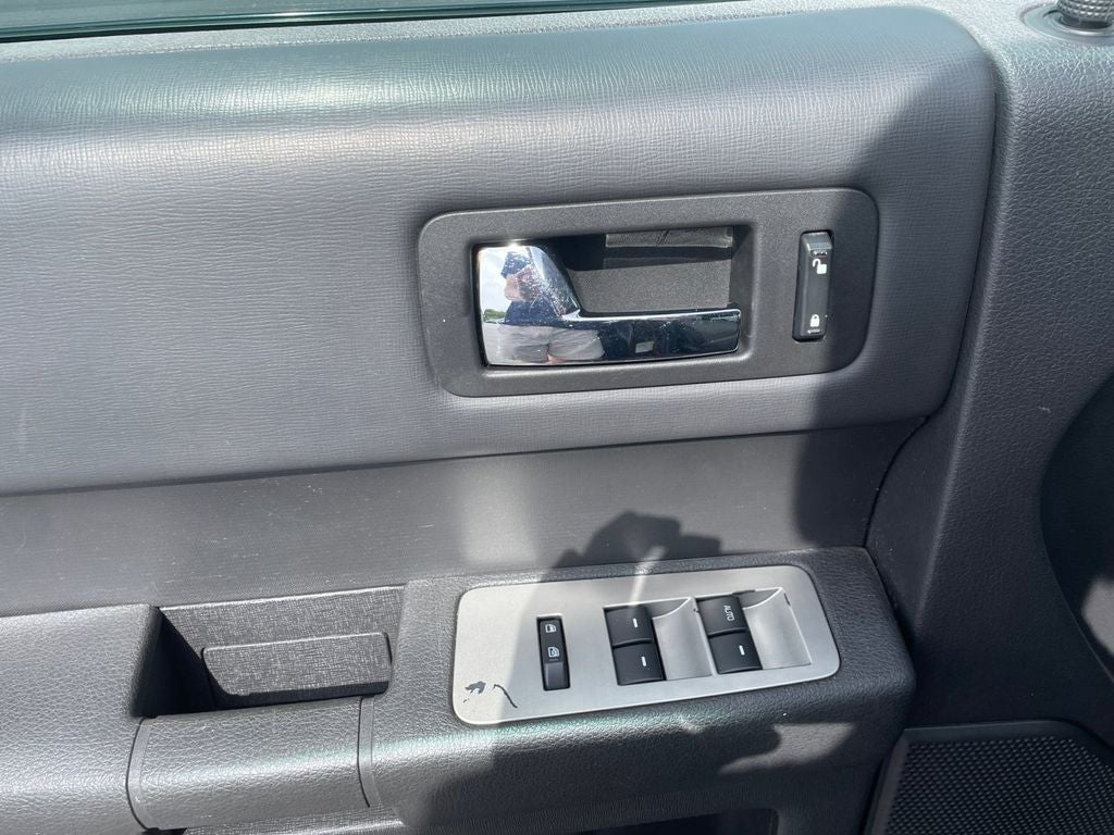 2010 Ford Flex SE