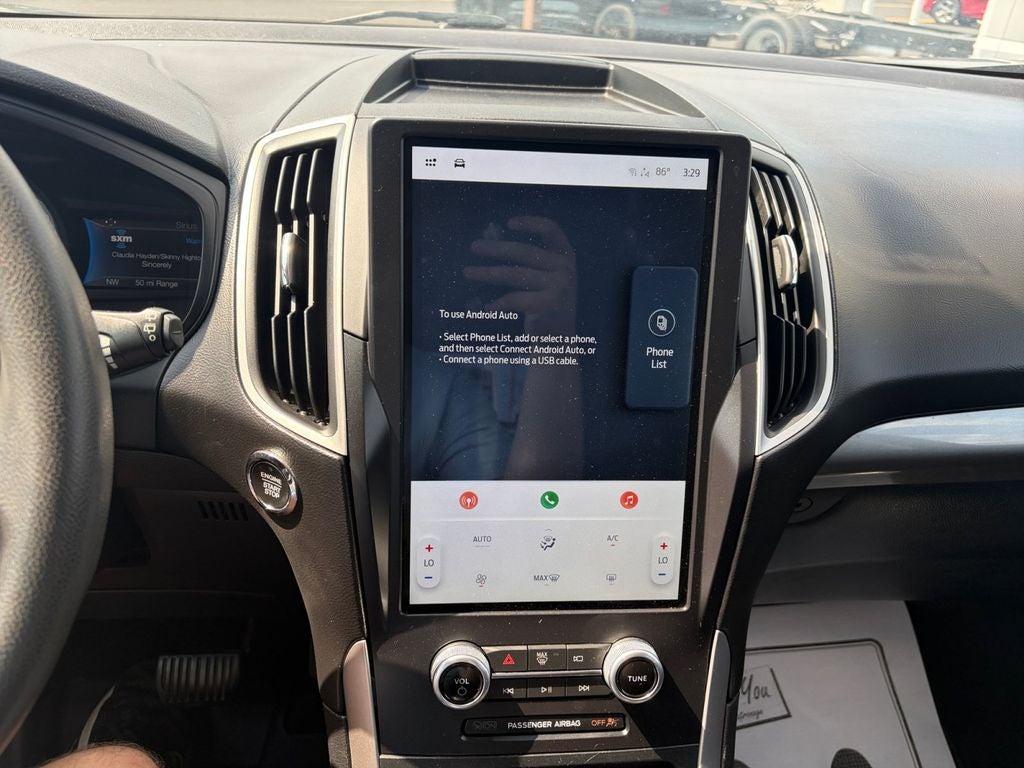 2022 Ford Edge SE