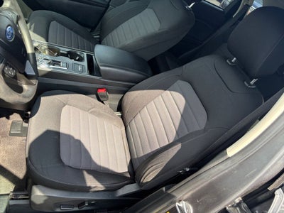 2022 Ford Edge SE