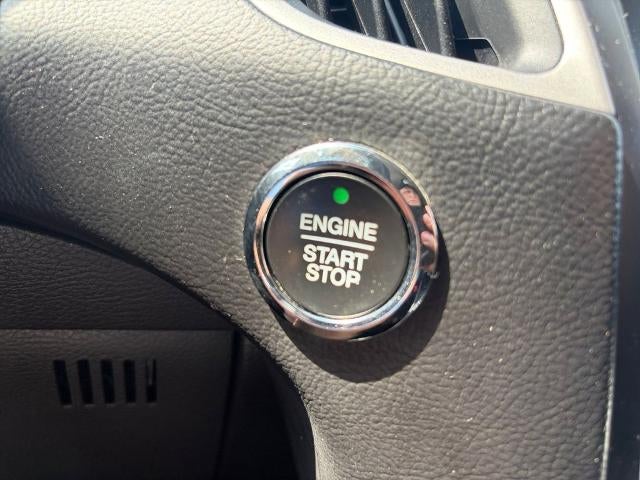 2022 Ford Edge SE