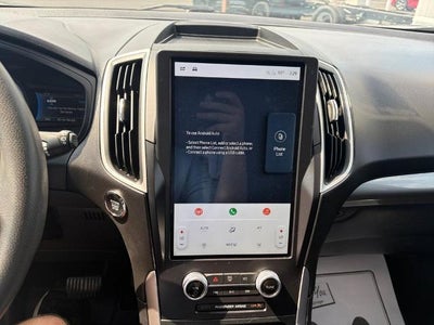 2022 Ford Edge SE
