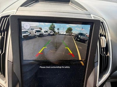 2022 Ford Edge SE