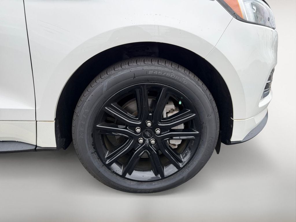 2022 Ford Edge ST Line