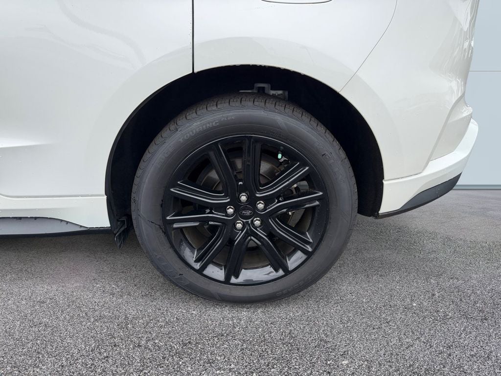 2022 Ford Edge ST Line