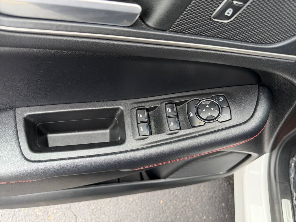 2022 Ford Edge ST Line