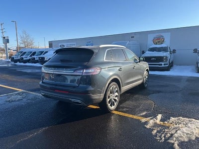 2021 Lincoln Nautilus Reserve