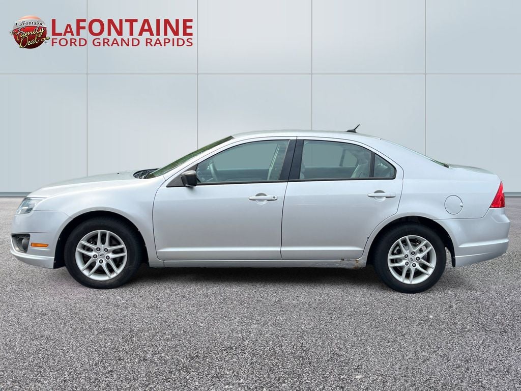 2012 Ford Fusion S