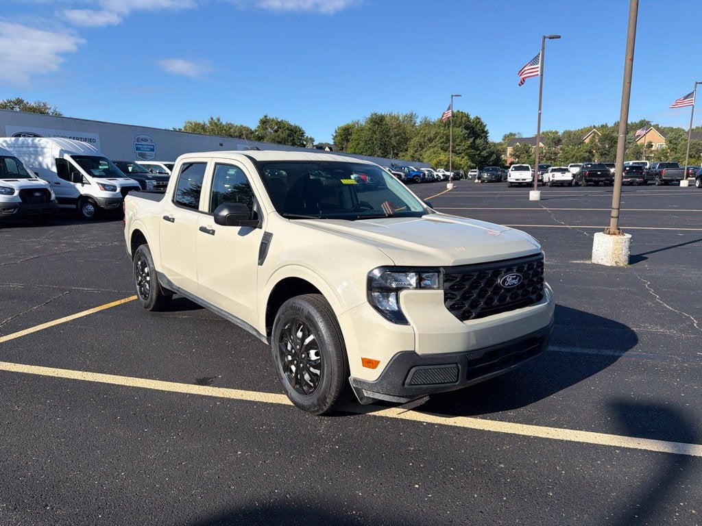 2025 Ford Maverick XL