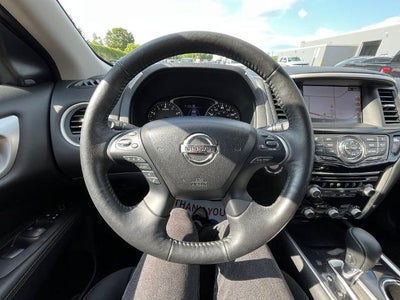 2019 Nissan Pathfinder SV