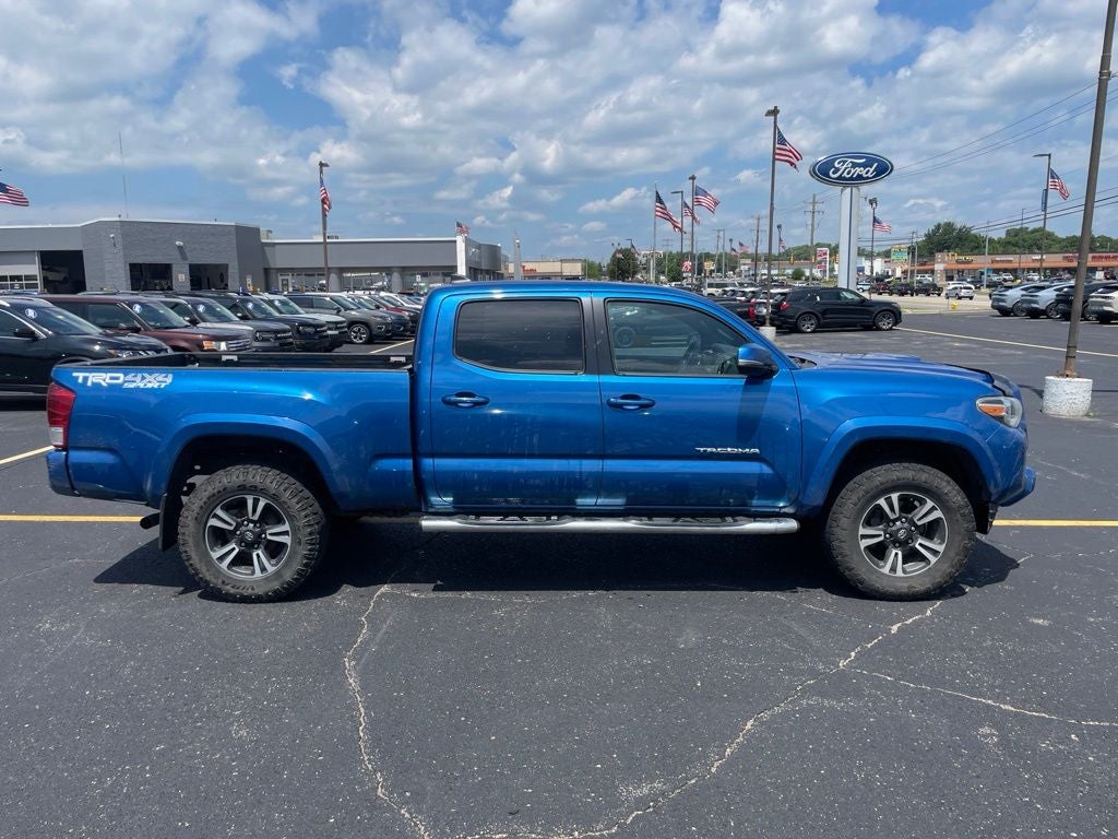 2016 Toyota Tacoma SR V6