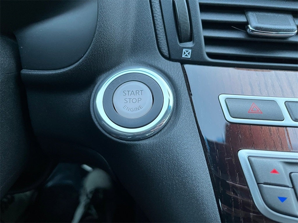 2015 INFINITI Q70L 3.7X