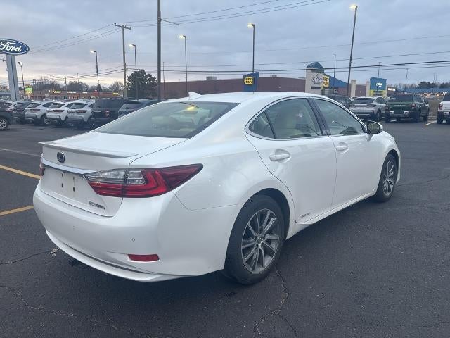 2018 Lexus ES 300h