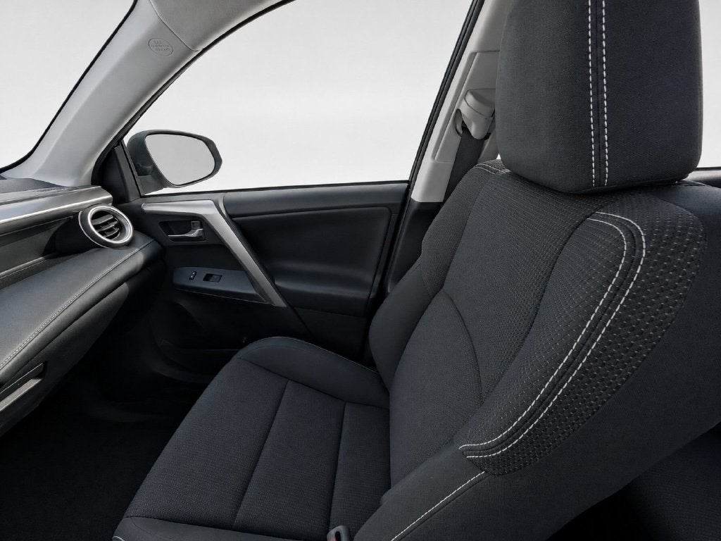 2018 Toyota RAV4 Hybrid XLE