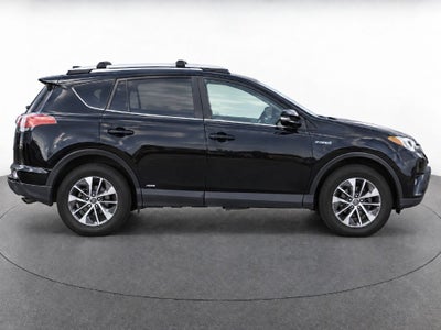 2018 Toyota RAV4 Hybrid XLE