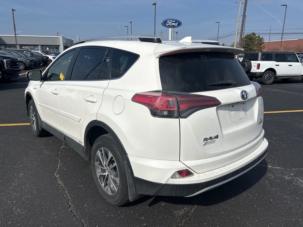 2016 Toyota RAV4 Hybrid XLE