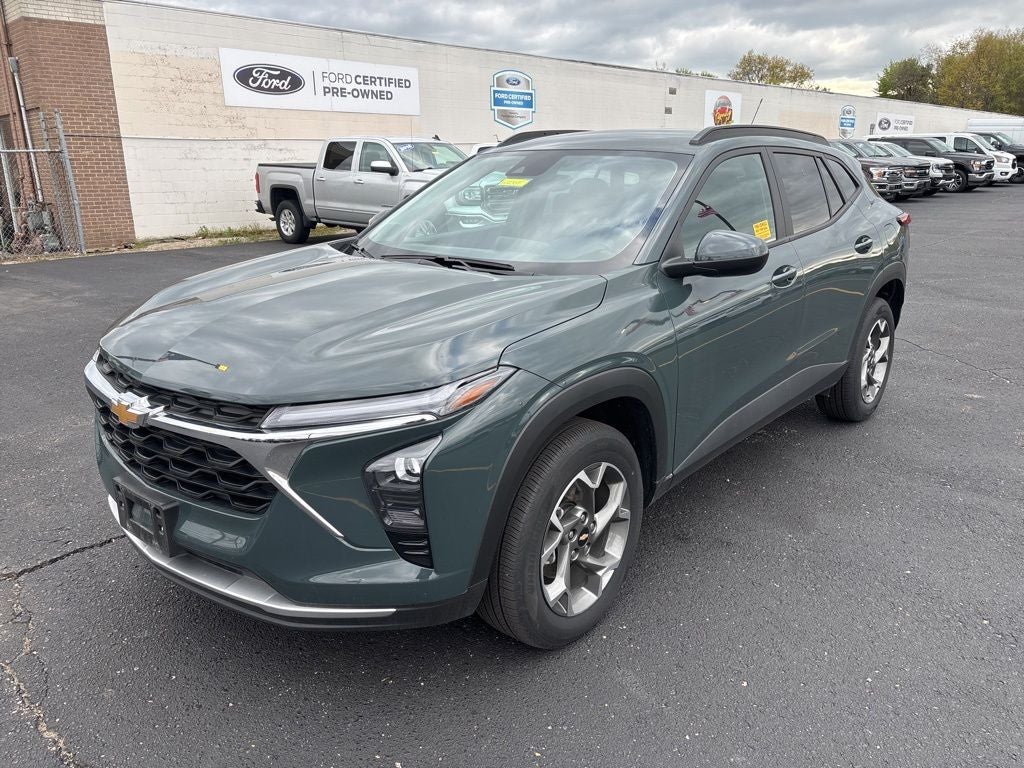 2025 Chevrolet Trax LT