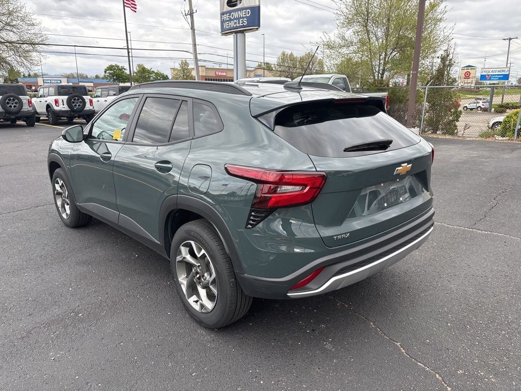 2025 Chevrolet Trax LT