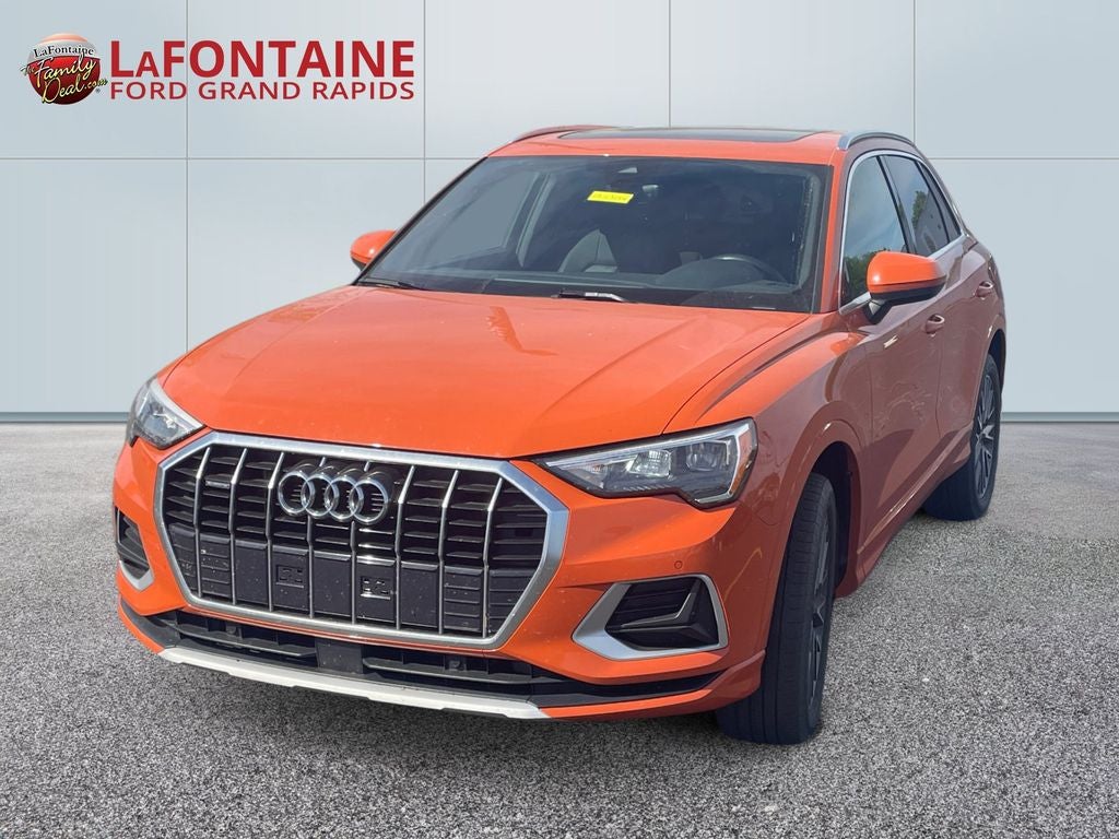 2021 Audi Q3 Premium quattro