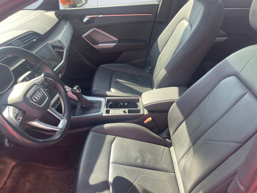 2021 Audi Q3 Premium quattro