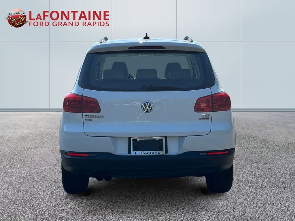 2018 Volkswagen Tiguan Limited 2.0T 4Motion