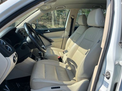 2018 Volkswagen Tiguan Limited 2.0T 4Motion