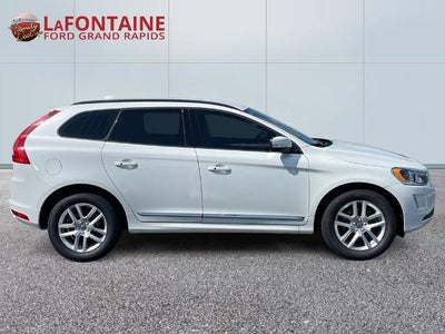 2017 Volvo XC60 T5