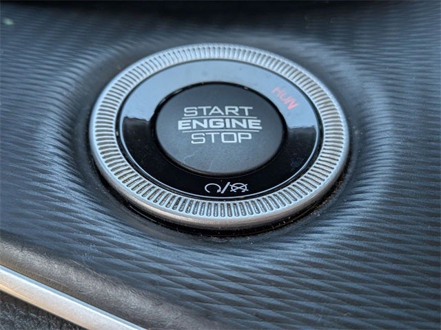 2023 Jeep Grand Cherokee L Laredo 4X4