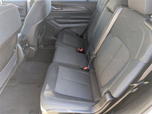 2023 Jeep Grand Cherokee L Laredo 4X4