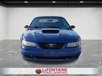 2004 Ford Mustang V6 Deluxe