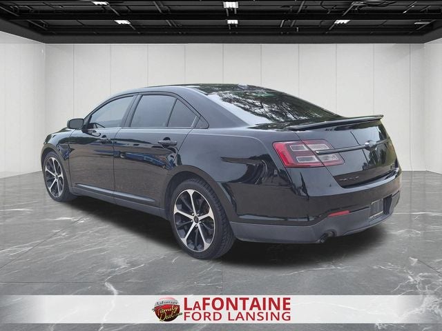 2016 Ford Taurus SHO
