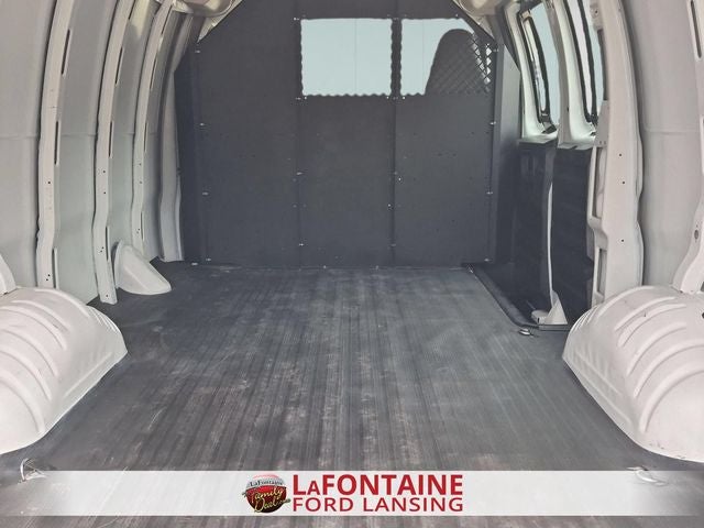 2021 Chevrolet Express 2500 Work Van Cargo