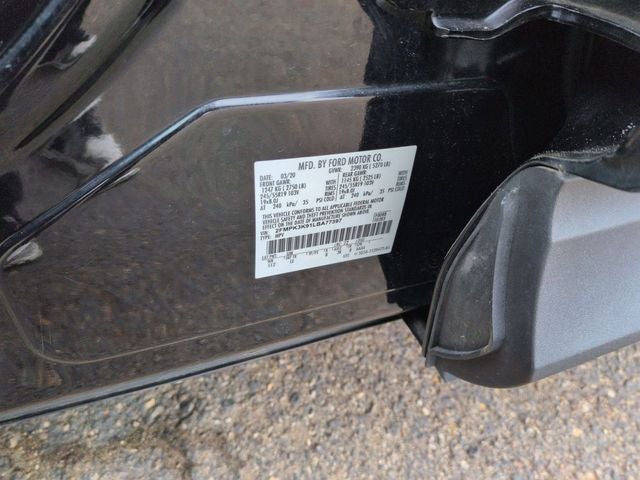 2020 Ford Edge Titanium