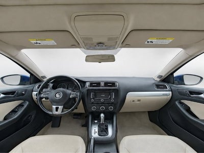 2013 Volkswagen Jetta Hybrid SEL Premium