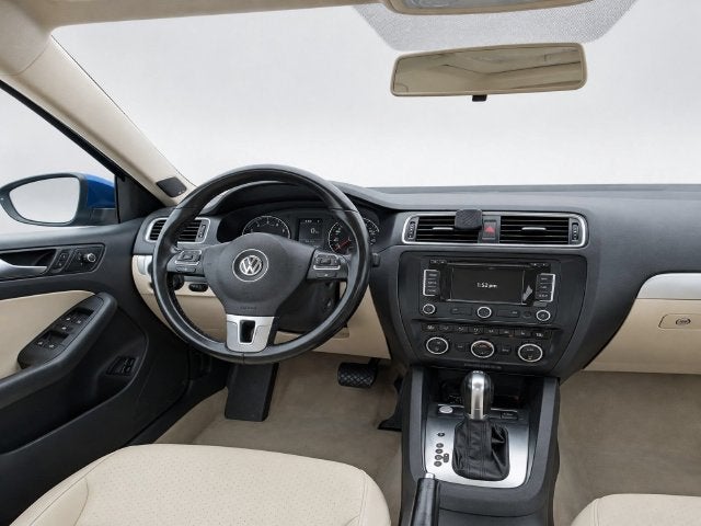 2013 Volkswagen Jetta Hybrid SEL Premium
