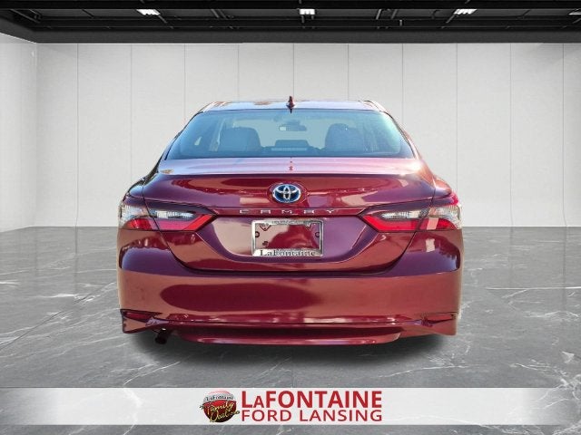2022 Toyota Camry Hybrid LE
