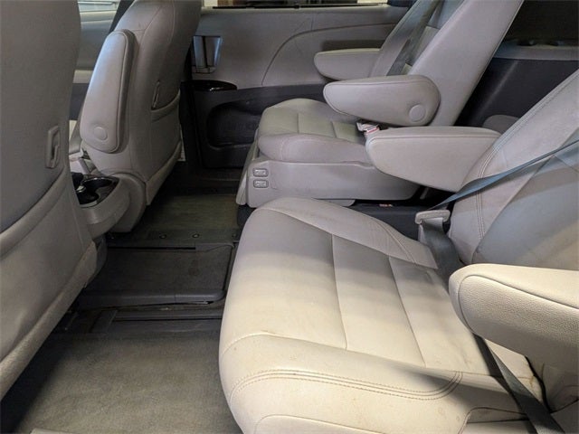 2017 Toyota Sienna XLE