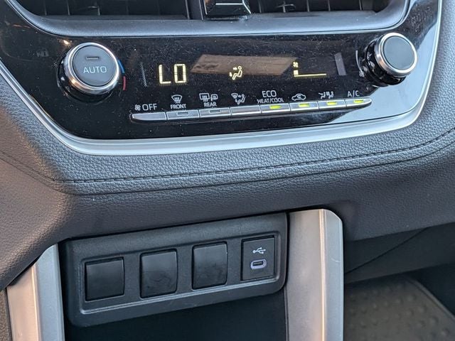 2023 Toyota Corolla Cross Hybrid SE