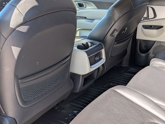 2023 Kia Carnival LX Seat Package