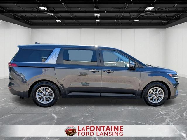 2023 Kia Carnival LX Seat Package