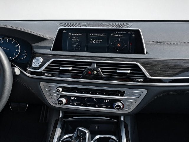 2019 BMW 7 Series 740i