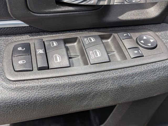 2022 RAM 1500 Classic Warlock Quad Cab 4x4 6'4" Box