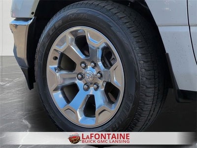 2022 RAM 1500 Big Horn Crew Cab 4x4 5'7" Box